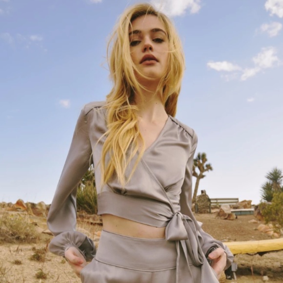 TJD Hotel California Top Slate Cropped Wrap NWT - Picture 2 of 8